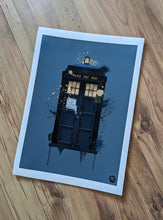 Load image into Gallery viewer, Doctor Who Tardis print by Biggerthanprints.co.uk